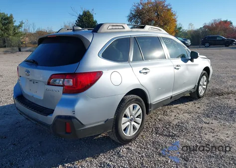 2018 Subaru Outback 2.5I Premium z USA, uszkodzony, nr VIN 4S4BSACC9J3373418